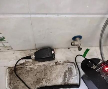 恭城屋顶漏水维修公司分享下卫生间漏水的危害及解决方法